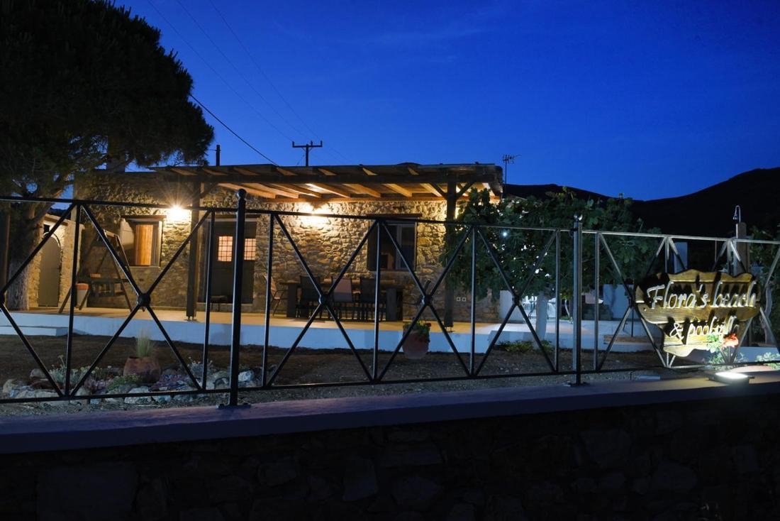 Flora'S Beach And Pool Villa In Syros Liaropa Экстерьер фото